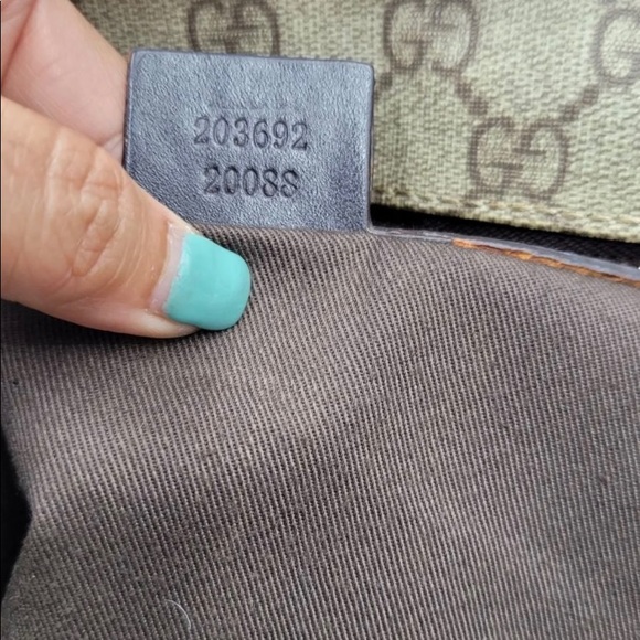 ****SOLD*****GUCCI oversized tote. - Picture 8 of 9